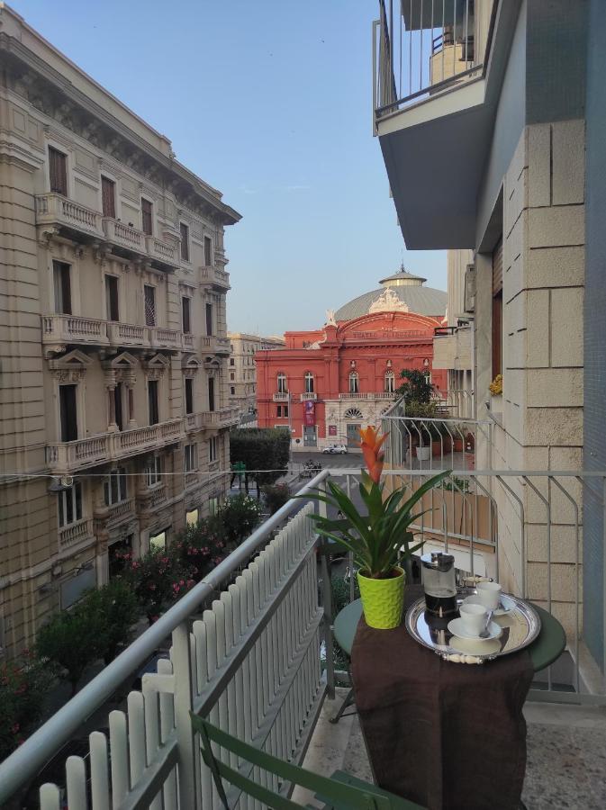Centralissimo E Confortevole, Fronte Petruzzelli Бари Экстерьер фото